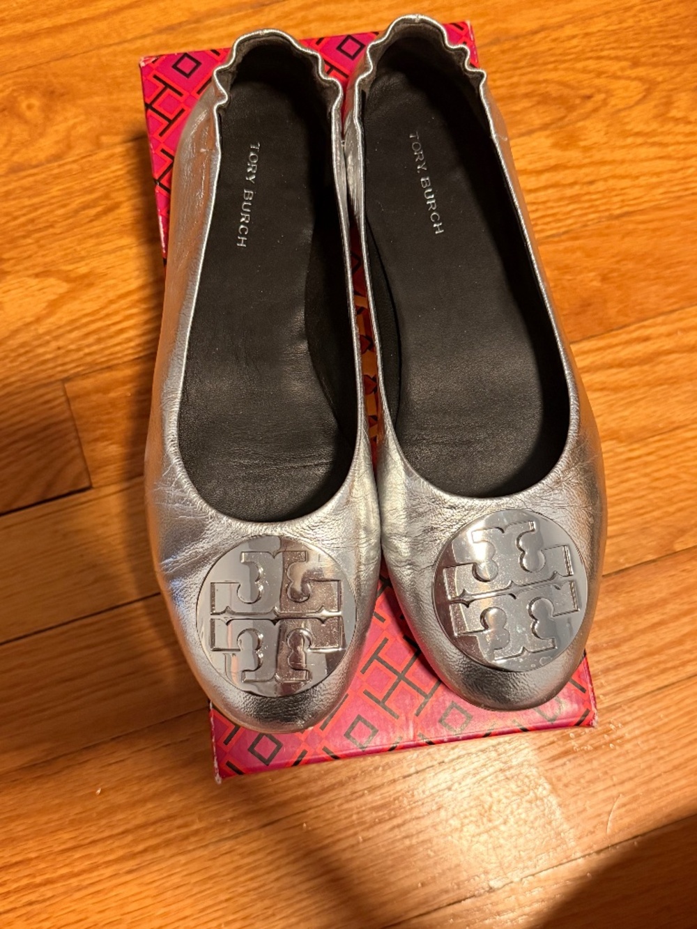 Tory Burch Claire Flat